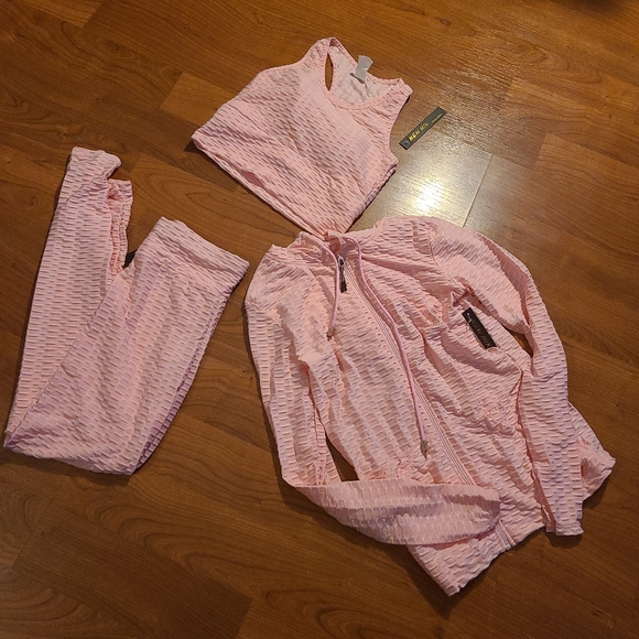 NWT Brazilian 3 piece jogger set - Picture 8 of 15